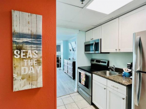 *RENOVATED RETREAT* KING, Pools*Lazy River*Hot Tubs*A32, Myrtle Beach